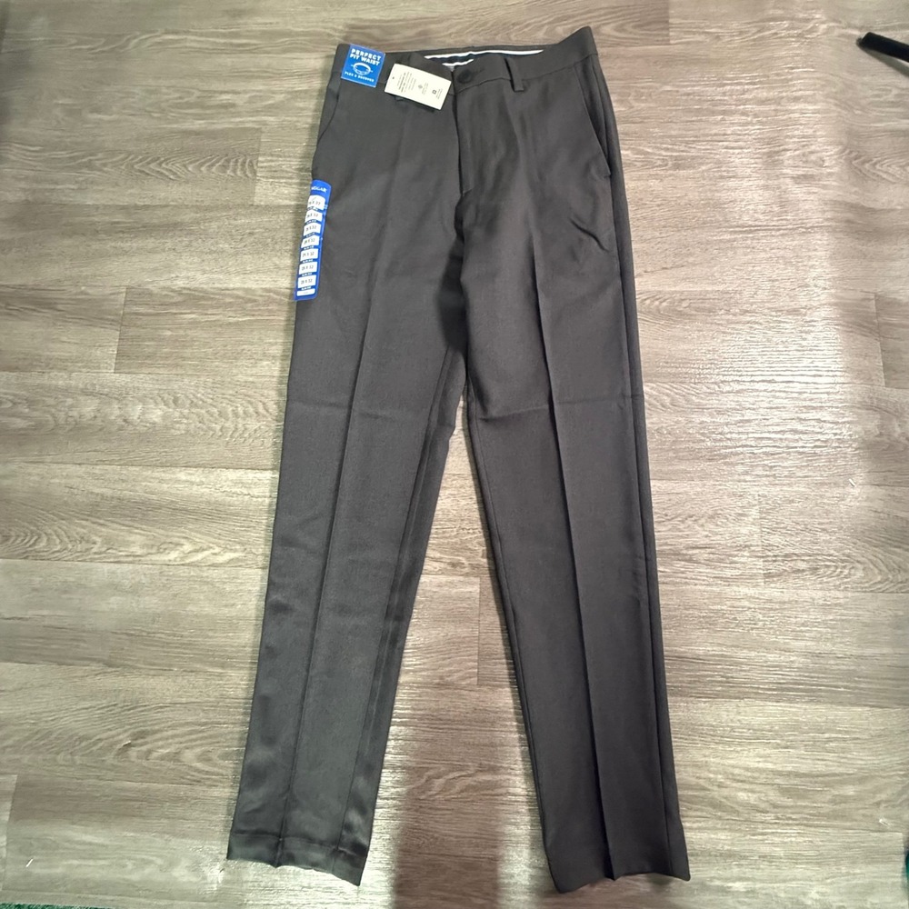 Haggar Mens Cool Right Performance Flex Slim Fit Dress Pants Gray 29x32 NEW